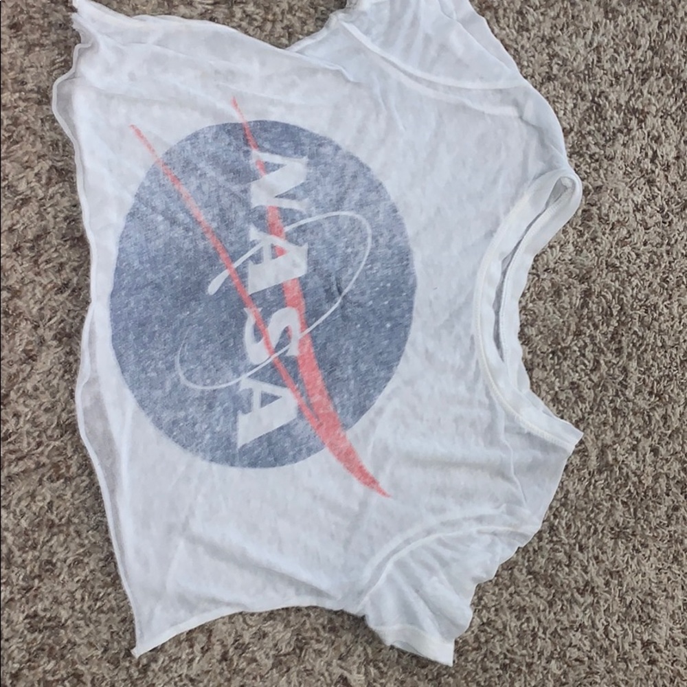 A nasa cropped t